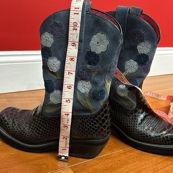 Ariat Womens Black Doll Baby Suede Floral Square Toe Cowgirl Boots Size 7.5 - Picture 10 of 11